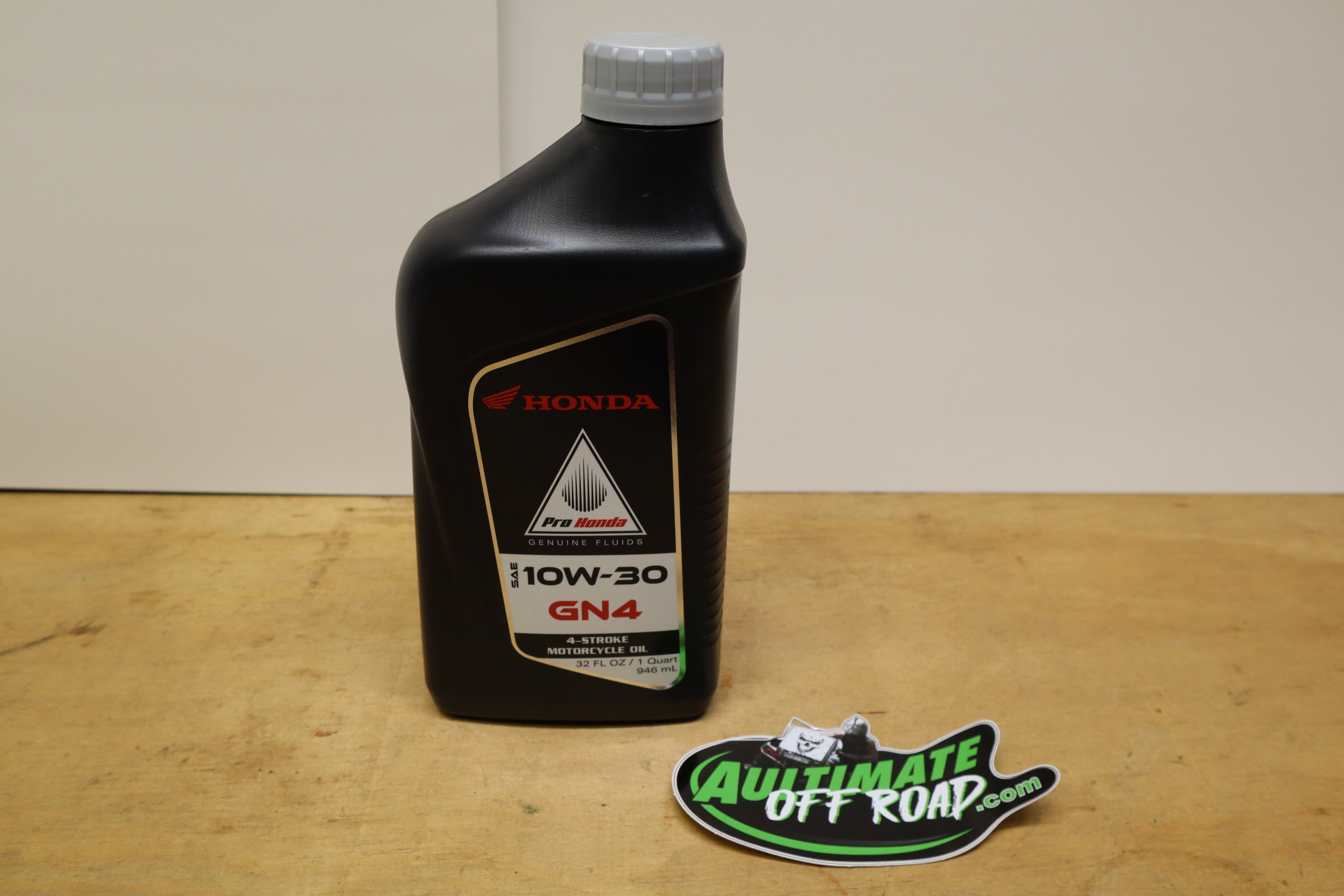 HONDA OIL GN4 10W-30 GALLON  HONDA GN4 10W-30 QUART